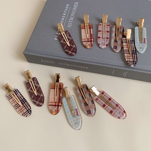 AITONG Lot de 2 pinces à cheveux rétro simples à motif écossais et losanges, pince latérale sans pli, accessoire de coiffure élégant sans pliage - Product Image 3