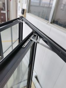 Ventana Abatible y Oscilobatiente de Aluminio Personalizada de Alta Calidad, Ventana de Doble Vidrio Templado para Viviendas Residenciales - Product Image 6
