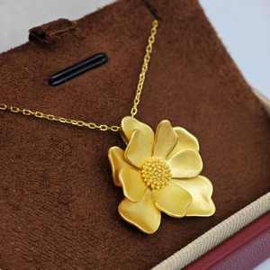 Collier pendentif minimaliste en forme de fleur avec perle plaqué or argent 925 UM Jewelry – Cadeau de fiançailles, idéal pour les fêtes et le quotidien - Product Image 5