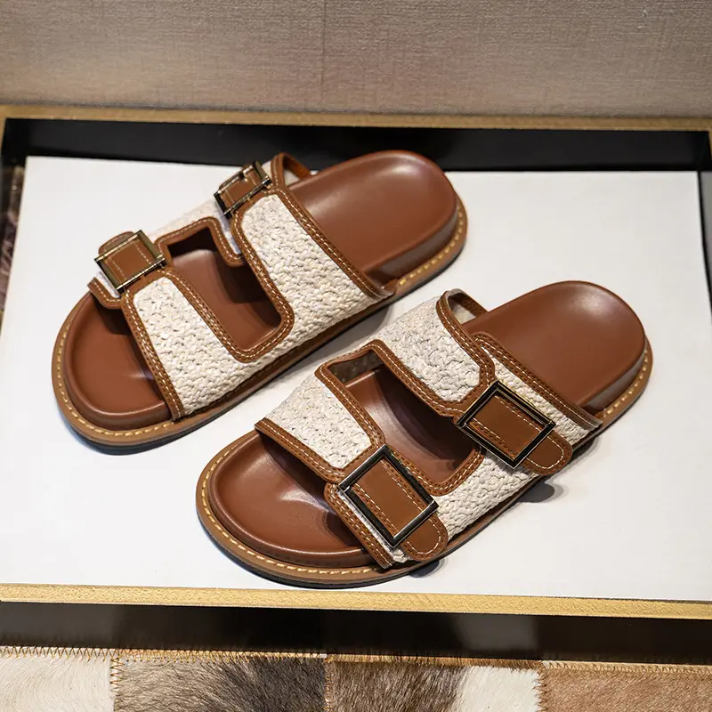 สีน้ำตาล