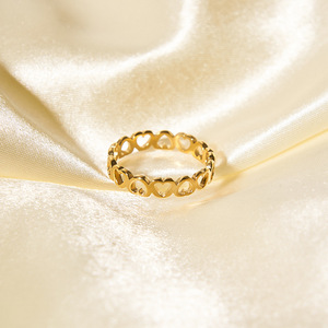 Anello di moda in acciaio inossidabile <span class=keywords><strong>taglio</strong></span> <span class=keywords><strong>Laser</strong></span> Hollow Peach Heart anello in acciaio al titanio all'ingrosso della fabbrica bagues bijoux femmes - Product Image 1