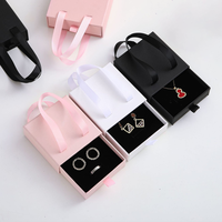 Boîte d'Emballage de Bijoux de Luxe en Papier Noir avec Logo Personnalisé pour Bracelet, Pendentif