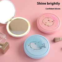 Miroir de poche double face à LED Quicksand de dessin animé tricolore Miroir de maquillage rechargeable USB portable