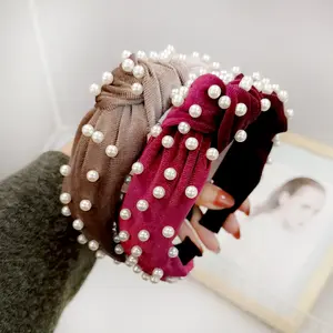 Aksesoris rambut wanita desain baru mode hadiah Natal grosir bando ikat kepala simpul mutiara beludru untuk anak perempuan remaja