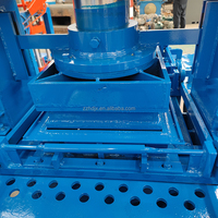 Machine de fabrication de briques en plastique recyclé entièrement automatique pour la production de briques en plastique pour la construction et le pavage