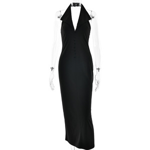 Robe longue moulante à col licou et revers, sans manches, dos nu, coupe ajustée, taille naturelle, boutons, élégante pour soirée - Product Image 4