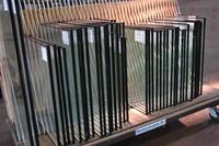 Panneaux de verre isolants insonorisés et réducteurs de chaleur pour fenêtres modernes avec un confort supérieur