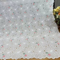 Tissu en dentelle florale brodée multicolore 100 % coton épais pour robes de garçons - Vente en gros directe d'usine