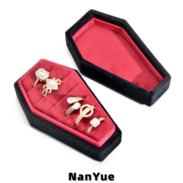 Coffin Shape Luxury Velvet Ring Box Gothic Jewelry Storage Case Halloween Jewelry Gift Box Rings Display Custom Logo Jewelry Box