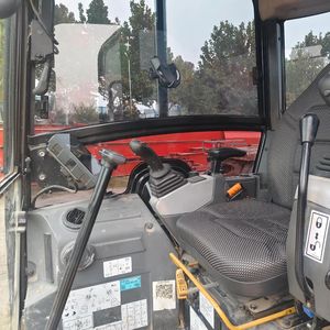 Mini pelles Cat 302cr Petite pelleteuse Faibles heures de travail 2t Convient aux petits travaux de terrassement et à l'ingénierie municipale - Product Image 6