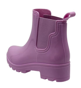 تخفيضات كبيرة على أحذية المطر النسائية المسطحة المقاومة للماء وغير الزلقة من البي في سي، أحذية مطر عصرية للنساء لجميع الفصول - Product Image 4