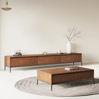 Meuble TV et table basse en bois massif noyer, style moderne et épuré 2024, avec plateau en pierre frittée