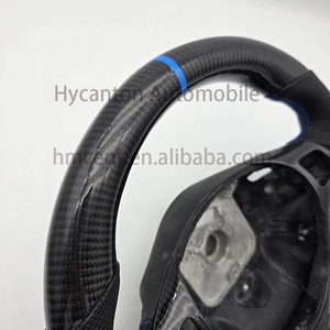 เครื่องเย็บสีฟ้าแบบเจาะรูหนังคาร์บอนไฟเบอร์สำหรับพวงมาลัยรถยนต์แบบ E90 - Product Image 4