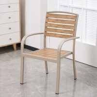 Meubles de jardin durables au design moderne, tables et chaises de salle à manger pour l'extérieur