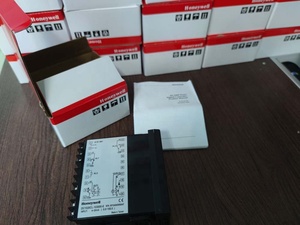 NEW-SPOT DC1020CL-103-000E เครื่องควบคุมอุณหภูมิแบบดิจิตอล DC1010CL DC1030CL DC1040CL - Product Image 2