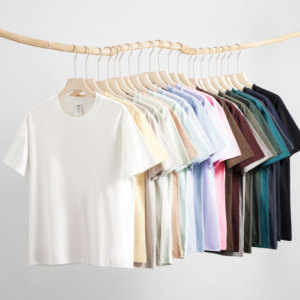 Personnalisez le logo de votre marque sur les étiquettes intérieures des t-shirts en coton 100% 190gsm 210gsm 230gsm 240gsm, t-shirts basiques, t-shirts unis, t-shirts décontractés - Product Image 1