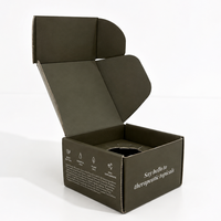Boîte d'expédition personnalisée en carton ondulé pour petites entreprises avec insert en papier pour l'envoi postal