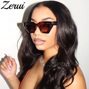 <span class=keywords><strong>2023</strong></span> à la mode coloré Sexy femmes <span class=keywords><strong>lunettes</strong></span> <span class=keywords><strong>de</strong></span> <span class=keywords><strong>soleil</strong></span> Unique nouveau concepteur luxe <span class=keywords><strong>lunettes</strong></span> <span class=keywords><strong>de</strong></span> <span class=keywords><strong>soleil</strong></span> épais carré cadre PC hommes femmes Style - Product Image 2