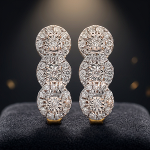 ต่างหูเพชรแท้ทรงห่วง ดีไซน์คลาสสิกสำหรับผู้หญิง ทองคำขาว 14K ชุบโรเดียม ทรงเหลี่ยมเจียระไนสวยงาม เหมาะเป็นของขวัญแต่งงานหรือใช้ในชีวิตประจำวัน - Product Image 1