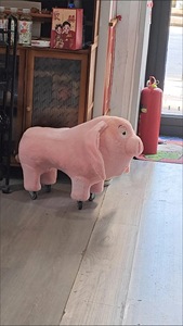 Silent stool pulley Flyable Sky Pig Mount Sky Pig Doll Sitting Board Cute Pig Stool Pulley - Product Image 6