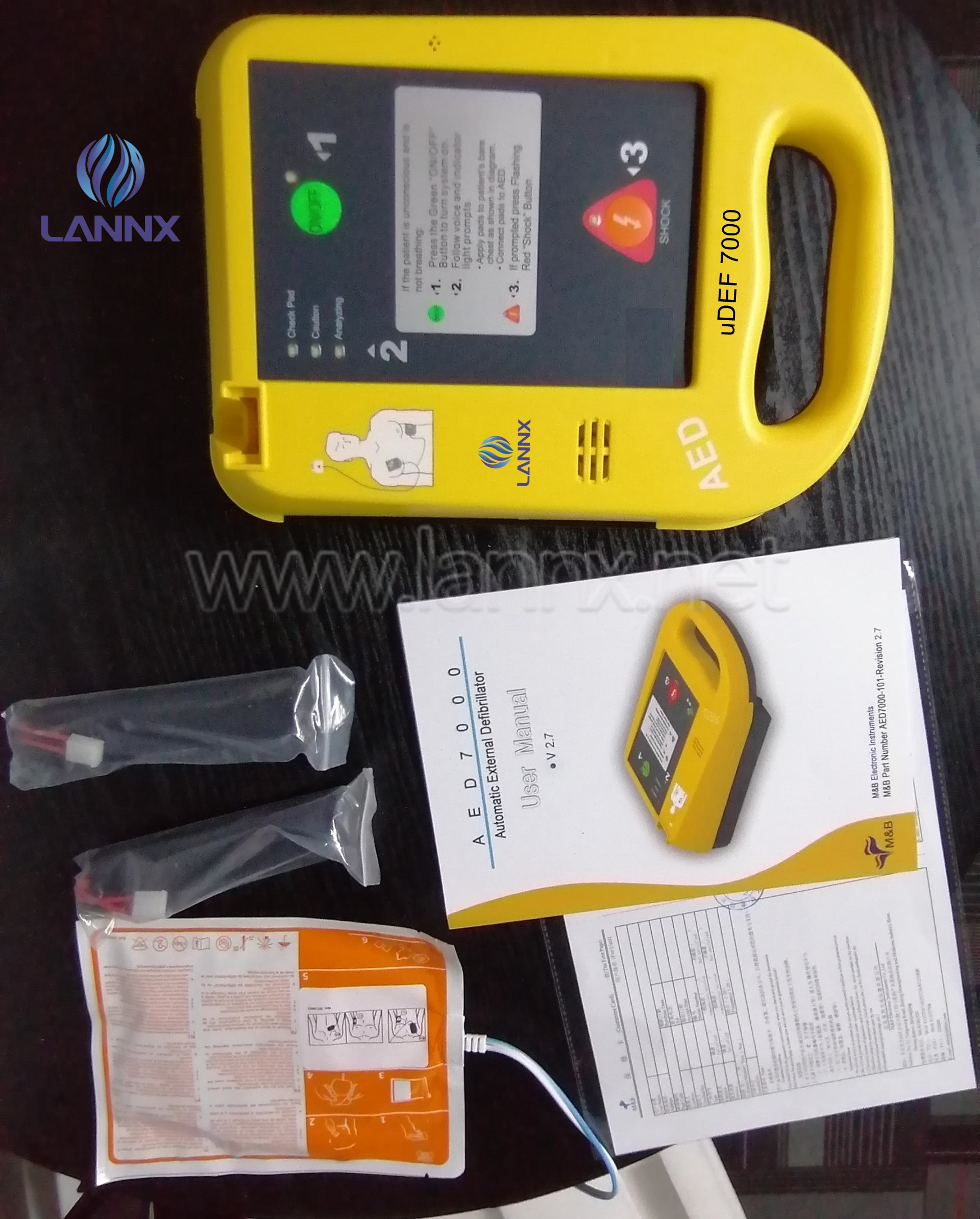 MÁY HUẤN LUYỆN KHỬ RUNG TIM - AED TRAINING