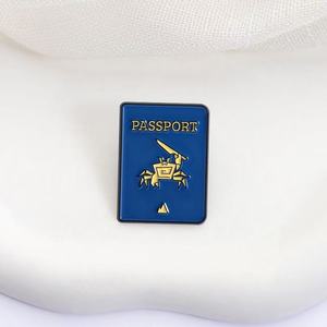 Broche de Metal con Forma de Cangrejo Azul Divertido, Diseño Irregular, Aleación de Zinc, Recubrimiento de Níquel Negro, <span class=keywords><strong>Pintura</strong></span> Horneada, Insignia de Joker <span class=keywords><strong>para</strong></span> <span class=keywords><strong>Ropa</strong></span> - Product Image 3