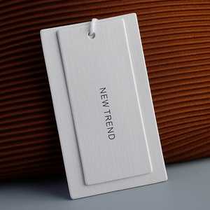 Mới đến tùy chỉnh logo dập nổi thẻ giấy tái chế thẻ may mặc giấy treo thẻ kinh doanh thẻ treo thẻ - Product Image 6