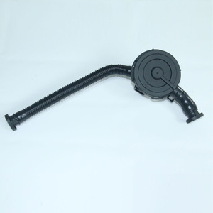 ท่อระบายอากาศในห้องเครื่องยนต์ 95511076500 สำหรับรถปอร์เช่ คาเยนน์ - Product Image 1