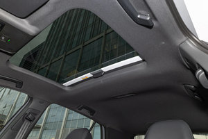 Para <span class=keywords><strong>Golf</strong></span> 8 2025 280TSI Automático R-Line Lite Coche de Gasolina Interior Izquierdo con Turbo Techo Panorámico de 5 Puertas Nuevo de China - Product Image 4