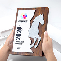 Plaque de récompense en bois personnalisée avec motif cheval en métal, trophée créatif de reconnaissance pour cérémonie d'accomplissement d'entreprise, cadeau d'affaires
