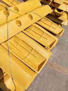 แผ่นรองเท้าแทรคเตอร์ D10 320b D4h,อะไหล่รถปราบดินตีนตะขาบตีนตะขาบรองเท้าสามส่วนสำหรับรถเครนรถตักดิน - Product Image 6