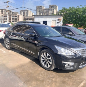 Nissan Teana Duke 2.5L 2014, Auto Usado - Alta Velocidad 207km/h, Motor de Gasolina, Experiencia de Conducción Estable - Product Image 3