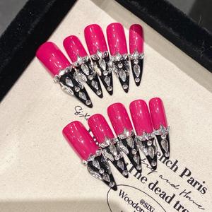 <span class=keywords><strong>Uñas</strong></span> Stiletto <span class=keywords><strong>Rosa</strong></span> Intenso con Puntas Francesas Negras en V y Diamantes <span class=keywords><strong>de</strong></span> Imitación, <span class=keywords><strong>Uñas</strong></span> Postizas Hechas a Mano <span class=keywords><strong>de</strong></span> ABS, 10 Piezas, <span class=keywords><strong>Uñas</strong></span> Stiletto con Puntas Negras - Product Image 3
