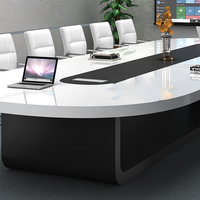 Table de conférence longue taille personnalisée bureau de direction moderne à surface solide pour salle de réunion