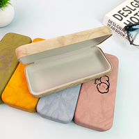 Étuis à lunettes en fer simples et à la mode haut de gamme avec étui en cuir PU personnalisable en forme de rectangle et impression de logo