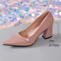 Nouvelles Escarpins Élégants et Brillants en Similicuir pour Femme, Confortables et Doux, à Talon Carré de 7 cm, Bout Pointu, Idéals pour l'Été et les Fêtes 2026