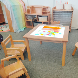 Eibele <span class=keywords><strong>Montessori</strong></span>, muebles de madera para el aula de la escuela preescolar, <span class=keywords><strong>mesa</strong></span> de <span class=keywords><strong>luz</strong></span> LED para jardín de infantes, equipo de gimnasio sensorial para niños - Product Image 2