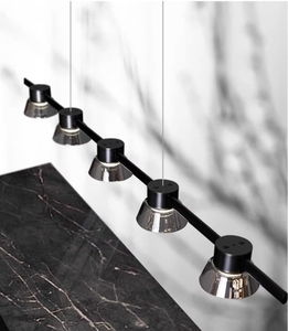 Table à manger ronde en verre minimaliste italienne moderne avec installation facile au plafond forme carrée pour salon ou bar - Product Image 6