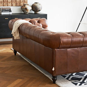 عطلات شسترفيلد عصرية من الجلد الطبيعي وحدات مقطعية من ثلاثة مواقف خشب صلب مستلق - Product Image 5