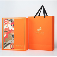 Boîte à spiritueux pour double bouteille de luxe personnalisée emballage cadeau en carton pliable et ouvert pour double porte gaufrage revêtement UV pour whisky