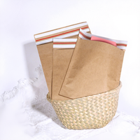 Sac d'emballage compostable biodégradable personnalisé de marchandises douces pochette en papier kraft pour vêtements