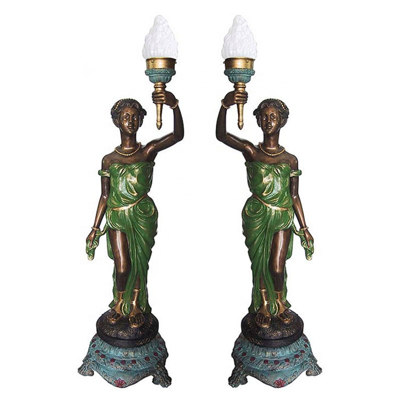 イタリア製女性像のランプ イタリア製女性像のランプ N-30 “Chinese Woman”Lamp-1 (Steel