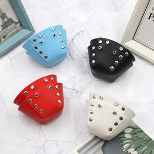 ปลอกหุ้มรองเท้าสเก็ตแบบเปลี่ยนได้ หนัง PU ลายหมุด ทันสมัย สำหรับกิจกรรมกลางแจ้ง  ปลอกป้องกันรองเท้าสเก็ตแฟชั่นสำหรับกิจกรรมกลางแจ้ง - Product Image 5