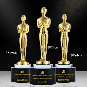 Set di Trofei Angelo Dorato, <span class=keywords><strong>Premi</strong></span> in Cristallo Personalizzati per Riunioni Aziendali Annuali, Design con Ali 3D, Incisione Logo Gratuita e Confezione Regalo Premium - Product Image 1