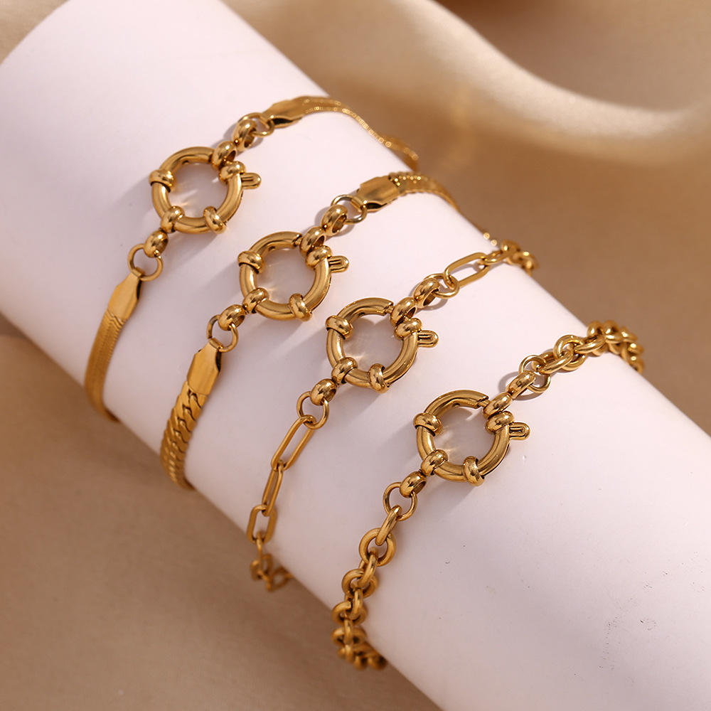 Manna Fashion Hypoallergenic Closure Bracelet 18K Gold Plated