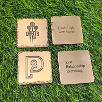 Marqueurs de balle de golf personnalisés en forme carrée JY avec logo gravé et bord martelé