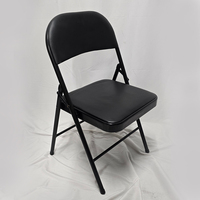 Chaises pliantes en métal avec rembourrage en cuir noir bon marché en gros pour la maison, le jardin, le bureau, les réunions, les événements