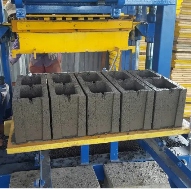 Semi-Automatische 4-24 Cement Holle Blokken Industrie Baksteen Bestrating Machines Holle Blok Baksteen Maken Machine Te Koop