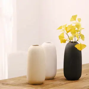 Nordic Luxury Home Decorative Vases Modern Classic Standard Shopping Mall Decoration MATT Ceramic Vases For Home Decor