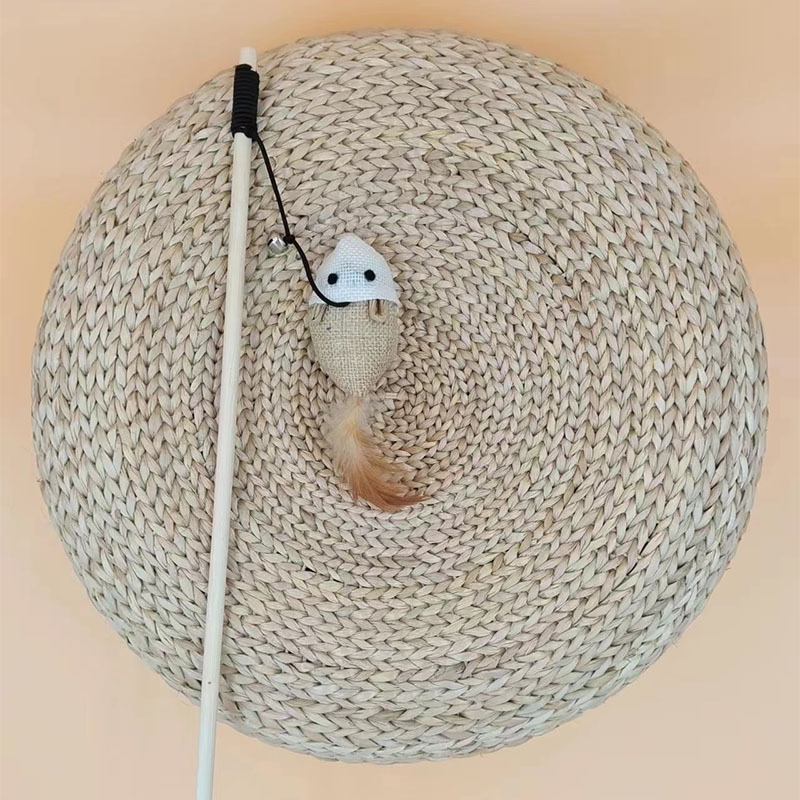 Poste de madera, ratón de lino.